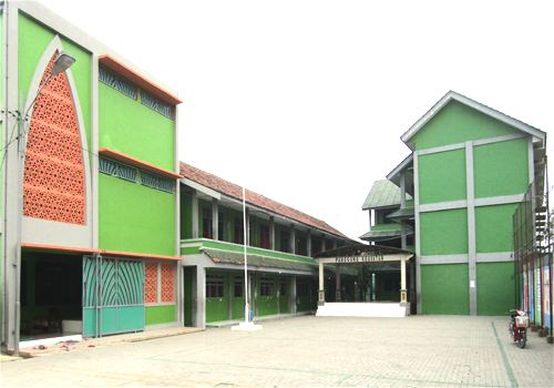 gambar gedung kelas 3 lantai